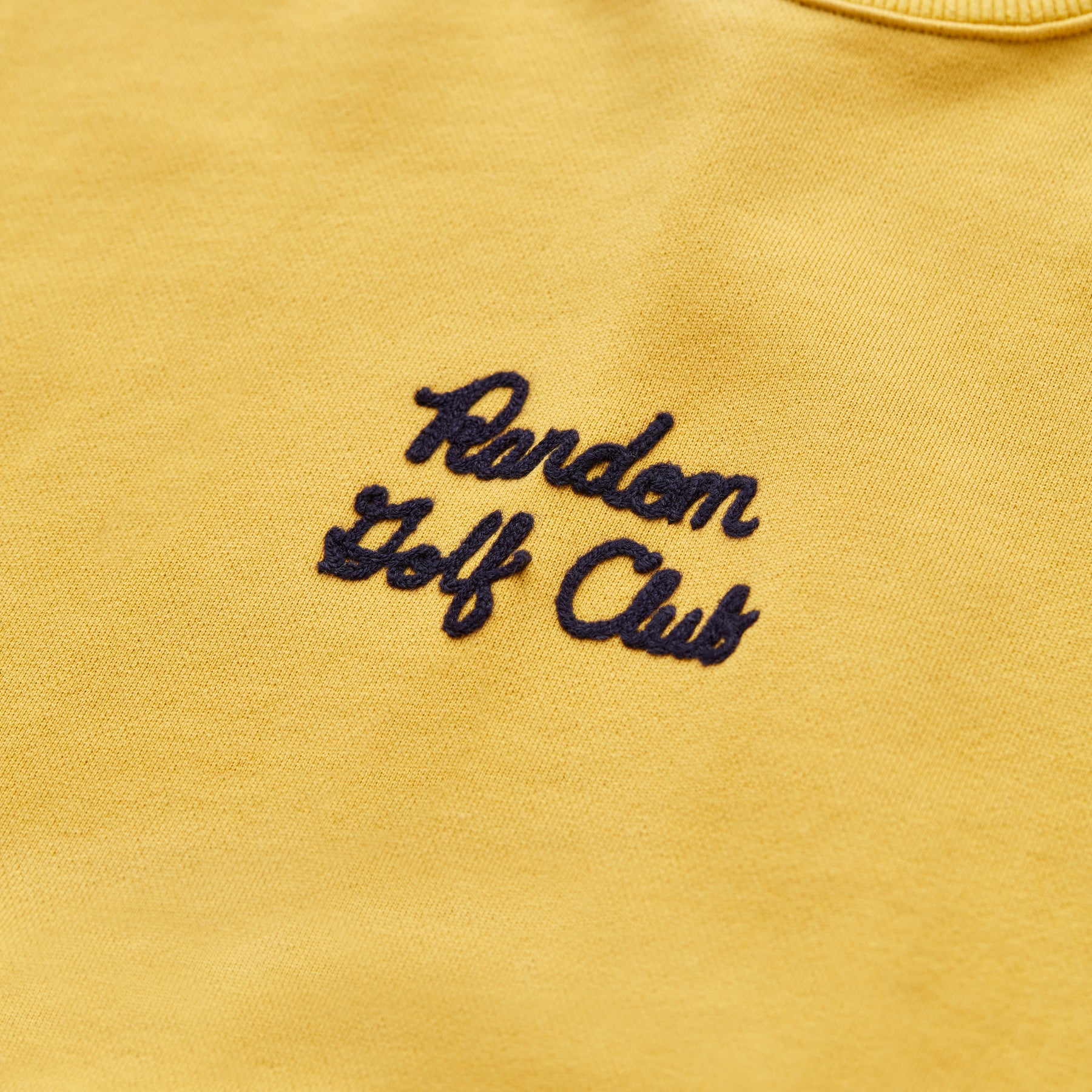 Sweatshirt mit Rundhalsausschnitt und Kettenstich (Senfgelb)