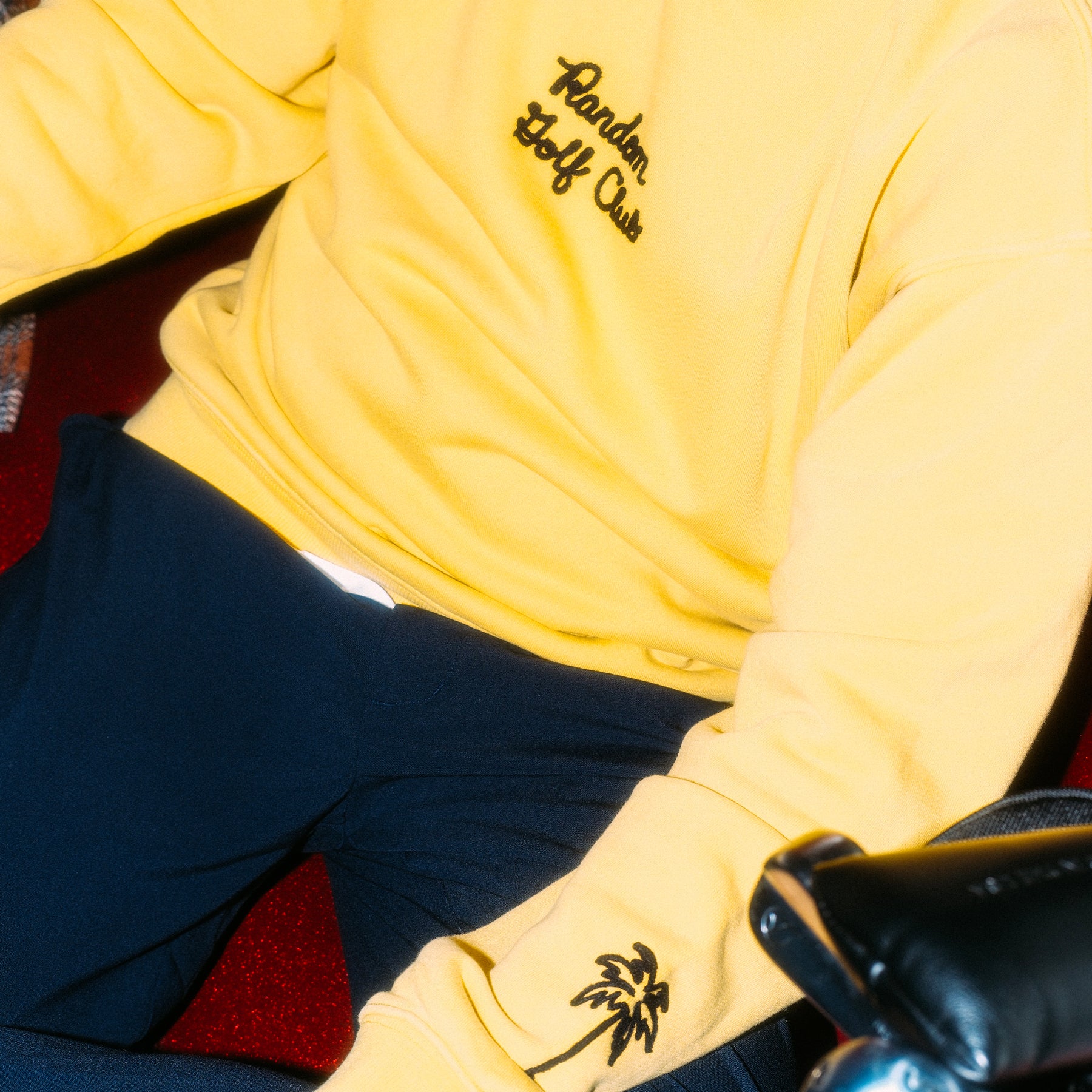 Sweatshirt mit Rundhalsausschnitt und Kettenstich (Senfgelb)