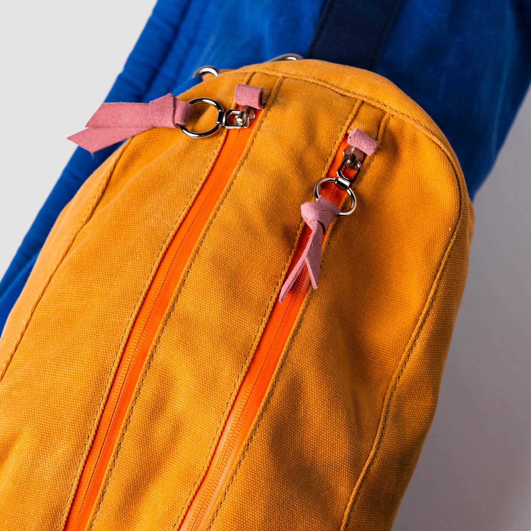 Blank Canvas Carry Bag (Blue Multi)
